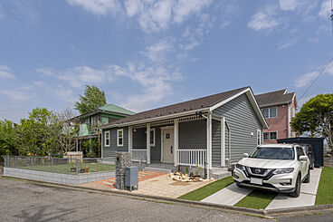 ブリリアントホーム 横浜ハウジングフォーラムの施工事例「ワクワク&ゴロゴロ~2人の個性が融合した理想のお家」の画像