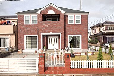 ブリリアントホーム 横浜ハウジングフォーラムの施工事例「ブリッティッシュブリックスタイルの美しい住宅施工例集」の画像9