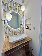 シンプルモダンスタイルの洗面所 株式会社COLORS工務店 一級建築士事務所の事例画像