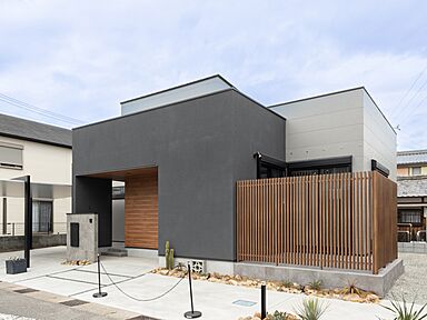紀の国住宅株式会社の施工事例「スマートに暮らせる半平屋のお家」の画像