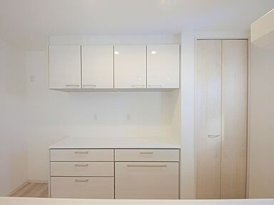 ジェイフィットホーム 鹿児島南店の施工事例「ホワイトを基調にしたナチュラルな雰囲気のお家」の画像6