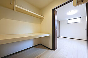 ジェイフィットホーム 鹿児島南店の施工事例「間接照明の柔らかな光で包む、青いキッチンのあるお家」の画像9