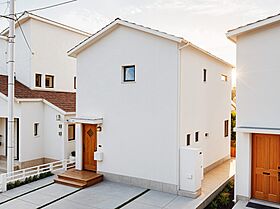 ジェイフィットホーム 鹿児島南店の施工事例「「ただいま」が嬉しくなる、 白×ナチュラルのお家」のメイン画像