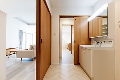 ジェイフィットホーム 鹿児島南店の施工事例「「ただいま」が嬉しくなる、 白×ナチュラルのお家」の画像5