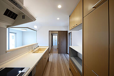 ジェイフィットホーム 鹿児島南店の施工事例「リビングと和室がゆるやかにつながる、家事らく動線のお家」の画像6