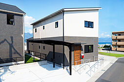 一生健命の家づくり研究会の施工事例「車いす対応スロープ付き|機能美と快適さを備えた、家族思いのお家」の画像