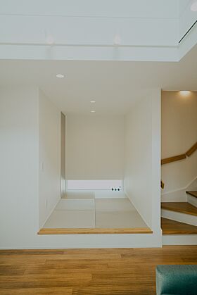 株式会社ヤマックスの施工事例「O様邸 素材選びにこだわった、上質なジャパンディスタイルの住まい」の画像2