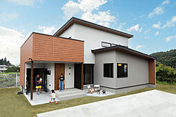 ユーディーホーム株式会社の施工事例「【福島県/39.63坪】インナーガレージのある和モダンホテルライクな家」の画像