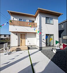 イシンホーム津山の施工事例「コンパクトで可愛い演出が素敵なお家」の画像