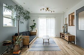 Blueziaの施工事例「White interior 白を基調とした家」の画像1