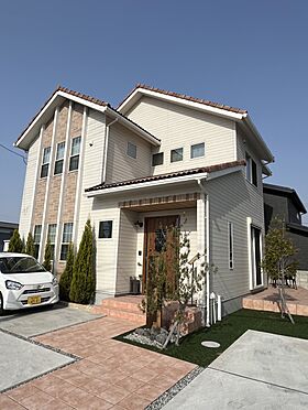 株式会社秀光ビルド 高松店の施工事例「丸亀展示場」のメイン画像