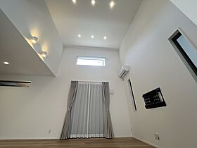 株式会社秀光ビルド 高松店の施工事例「吹抜け大空間で開放的なおうち施工事例」の画像1