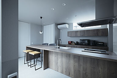 シンプルノート 岡山北・倉敷スタジオの施工事例「玉野市|二匹の愛猫と過ごす、キャットウォークのある平屋」の画像2