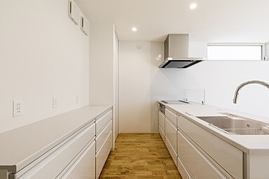 シンプルノート 岡山北・倉敷スタジオの施工事例「玉野市|真っ白なミニマルハウス」の画像7