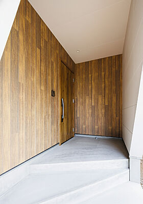 シンプルノート 岡山北・倉敷スタジオの施工事例「岡山市|静けさをまとう、彫刻のような住まい」の画像1