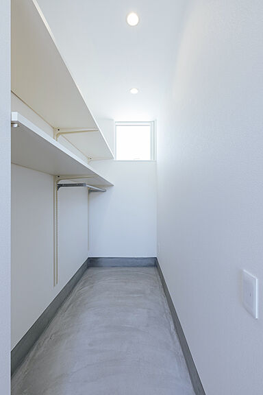 シンプルノート 岡山北・倉敷スタジオの施工事例「岡山市|奥行きのある白い中庭付き平屋」の画像7