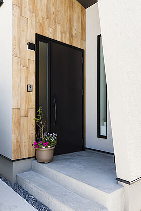 シンプルノート 岡山北・倉敷スタジオの施工事例「岡山市|植物と暮らす、ウッド×ホワイトの平屋」の画像1