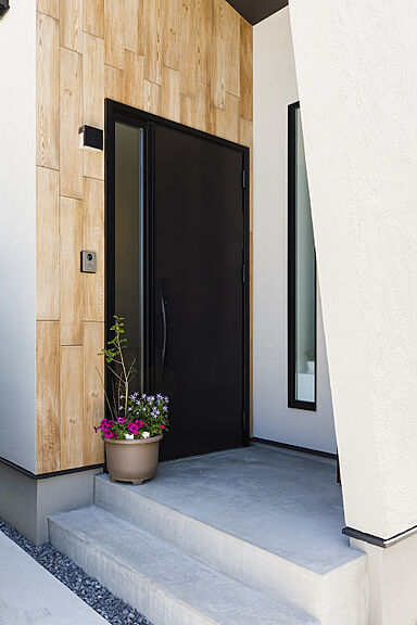 シンプルノート 岡山北・倉敷スタジオの施工事例「岡山市|植物と暮らす、ウッド×ホワイトの平屋」の画像1