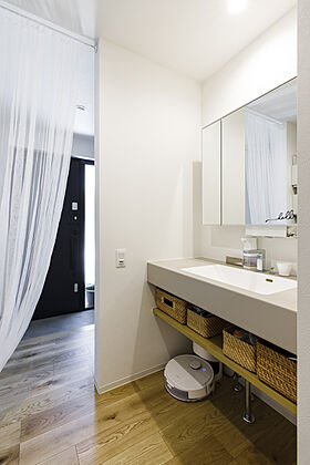 シンプルノート 岡山北・倉敷スタジオの施工事例「岡山市|植物と暮らす、ウッド×ホワイトの平屋」の画像3