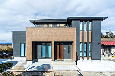 株式会社タカカツホームズ 高勝の家 古川店の施工事例「【古川店】プライバシーと生活動線が確保された二世帯住宅」の画像