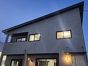 無垢人homeの施工事例「喜多方市N様邸 塗り壁にこだわった5LDK 和モダンテイストの家」のメイン画像