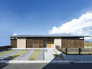 株式会社斉藤工務店 本社の施工事例「全面南向きで優しい光を取り込む家」の画像