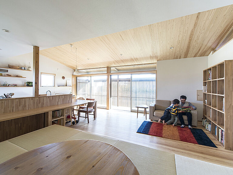 斉藤工務店 新宮モデルハウスの公式画像_リビング4