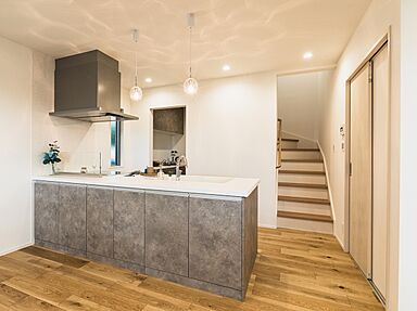 HAPPY HOUSE 志太店(山田工務店)の施工事例「【2階建て】快適な間取りに性能をプラスした住まい」の画像4