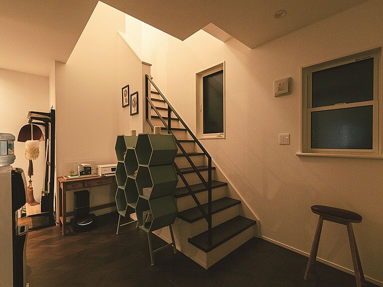 HAPPY HOUSE 藤枝住宅公園モデルハウス(山田工務店)の公式画像_階段9