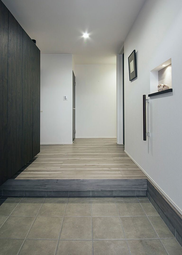 HAPPY HOUSE 藤枝住宅公園モデルハウス(山田工務店)の公式画像_玄関6