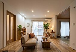 HAPPY HOUSE (山田工務店)の施工事例「家族みんなが明るく暮らす 趣味空間を備えた2世帯のお家」の画像