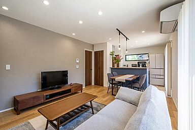 アーキテックス (GROOVY/KANAL HOME/SIMPLE is.../dramacy)の施工事例「将来は平屋として使える 1階完結型の家」の画像1