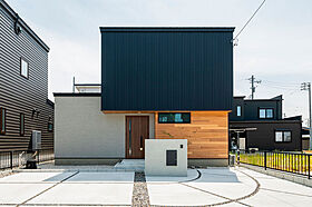 アーキテックス (GROOVY/KANAL HOME/SIMPLE is.../dramacy)の施工事例「【西尾市】コンパクトに夢を凝縮。趣味も癒しも叶える住まい」の画像1