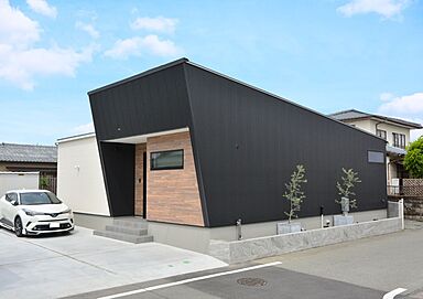 株式会社平野設計室の施工事例「M様邸 中庭を囲む、プライベートを大事にする住まい」の画像