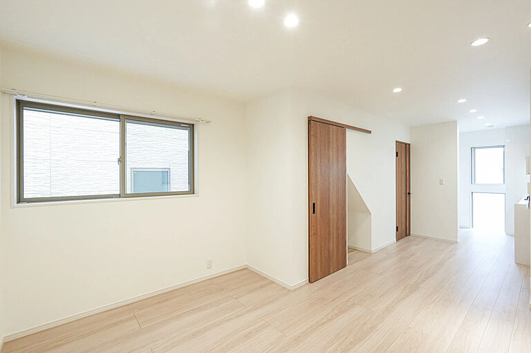 株式会社ワカバヤシの公式画像_リビング3