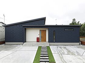 アイ工務店 鹿児島展示場の施工事例「猫とともにのびのびと過ごす平屋」のメイン画像