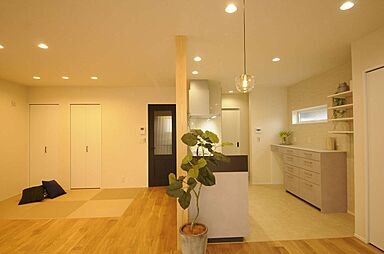 株式会社トミソーの施工事例「家事に暮らしに心地よい家」の画像4