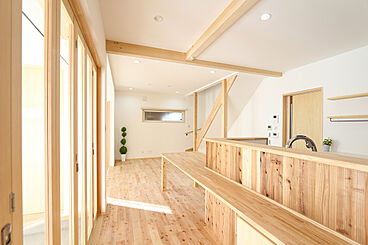 株式会社木族の家の施工事例「家族の楽しみを広げる、のびやかで機能的な家」の画像