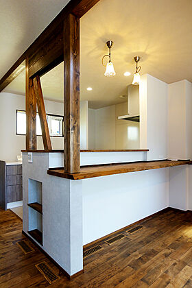 株式会社木族の家の施工事例「自然豊かな地に建つ、寛ぎ空間が広がるおう」の画像3