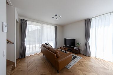 株式会社木の花ホームの施工事例「【ZEH/高気密高断熱/太陽光発電】”超 ”高気密高断熱の家」の画像7