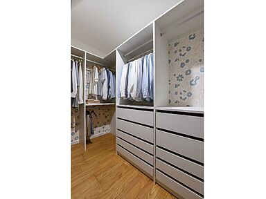 木の花ホーム | コスパ◎ 職人力 地元密着の施工事例「【4LDK/大容量ファミクロ/無駄のない動線】抜群の収納力を備えた家」の画像4