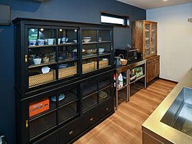 木の花ホーム | コスパ◎ 職人力 地元密着の施工事例「【平屋/ボタニカル/土間スペース】多肉植物と愛犬に囲まれて暮らす、趣味を極める家」の画像5