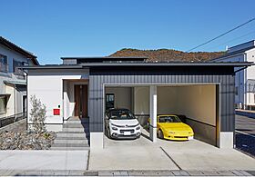 STOKED HOME 六条Lab.の施工事例「中庭で花火、ランドリールームで時短。家族みんなが大満足の楽しくてかっこいいおうち」の画像1