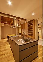 シンプルモダンスタイルのキッチン STOKED HOME 六条Lab.の事例画像