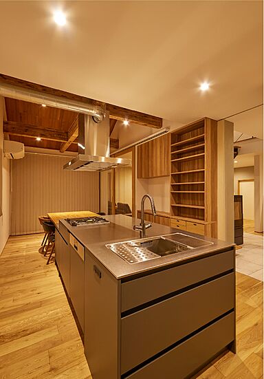 STOKED HOME 六条Lab.の施工事例「リノベーションで最高のセカンドライフ。永く健康に生きる家」の画像3