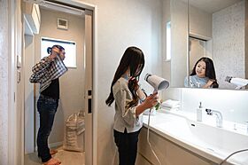 高橋開発株式会社の施工事例「ごろリビングの家」の画像5