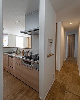 楓工務店の施工事例「【奈良県橿原市】レッドシダーが存在感を放つ23坪のコンパクトな平屋のお家」の画像3