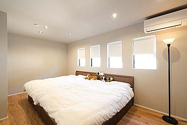 Home Direction Studio78の施工事例「広々リビングと高性能を兼ね備えたモダンスタイルの家」の画像5