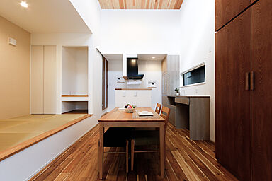 大きな森 株式会社永井工業 住宅事業部の施工事例「駅周辺『街中マチナカ』暮らし。」の画像1