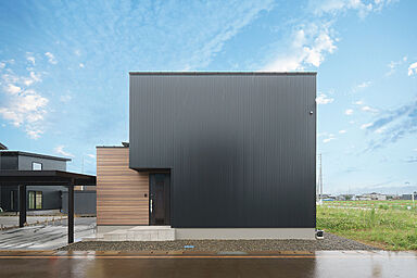 大きな森 株式会社永井工業 住宅事業部の施工事例「外と中を緩やかにつなぐ『タイルデッキ』のある家。」の画像10